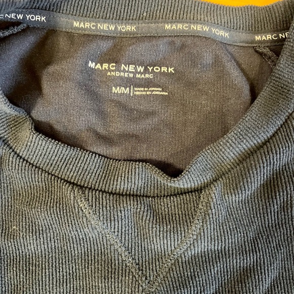 Andrew Marc men’s sweater size medium - Picture 4 of 4
